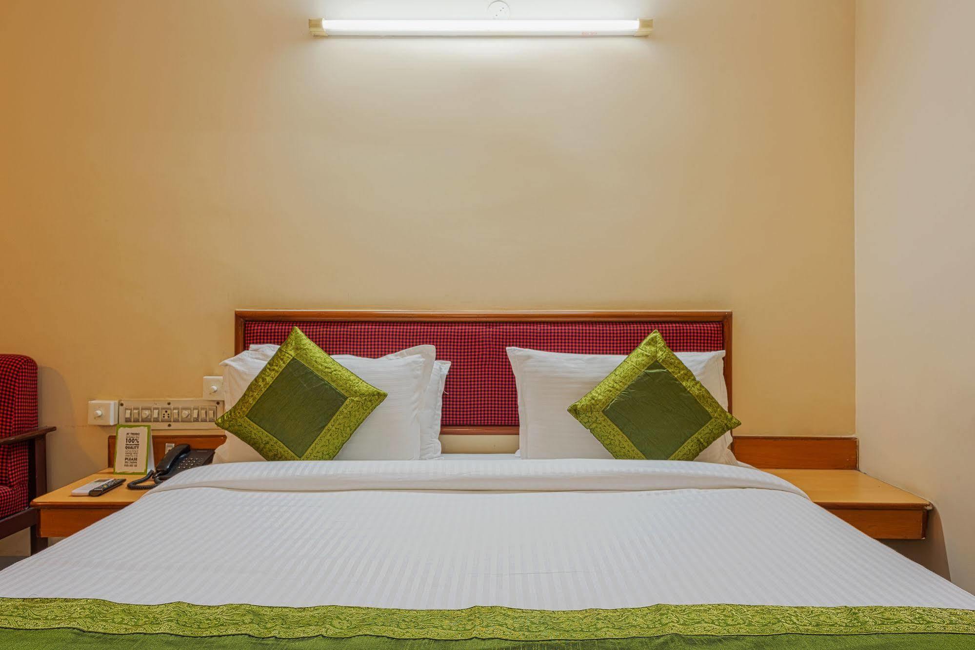 Hotel Saaket Residency Visakhapatnam Dış mekan fotoğraf